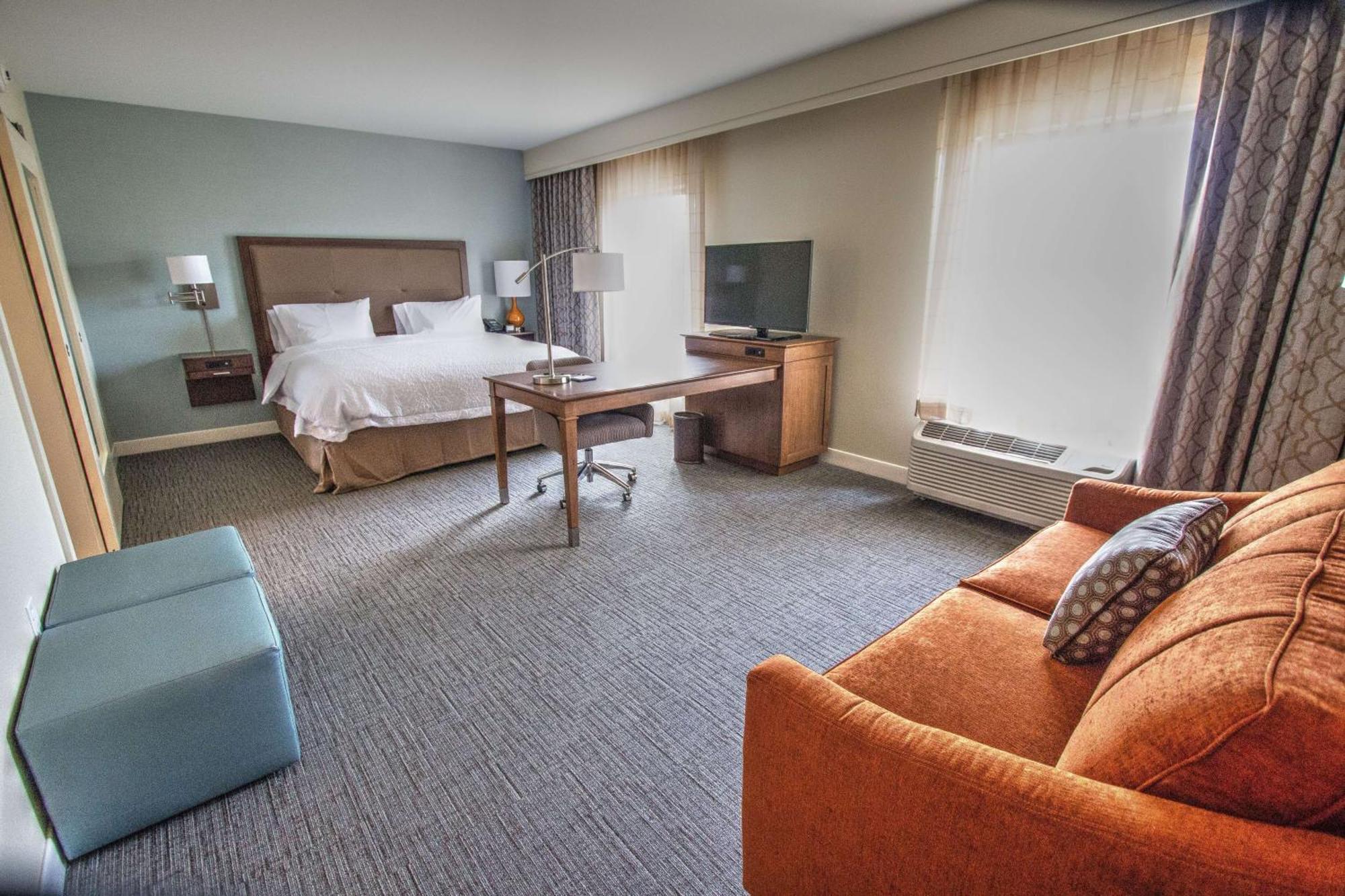 Hampton Inn & Suites Браселтън Екстериор снимка